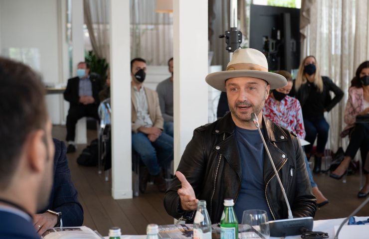 Bastianich disavventura in volo