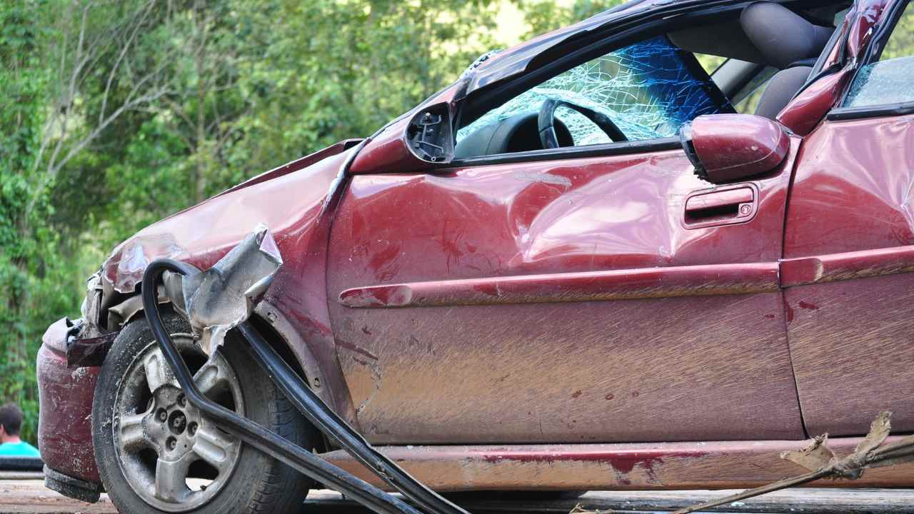 Incidente auto morto (Pixabay)