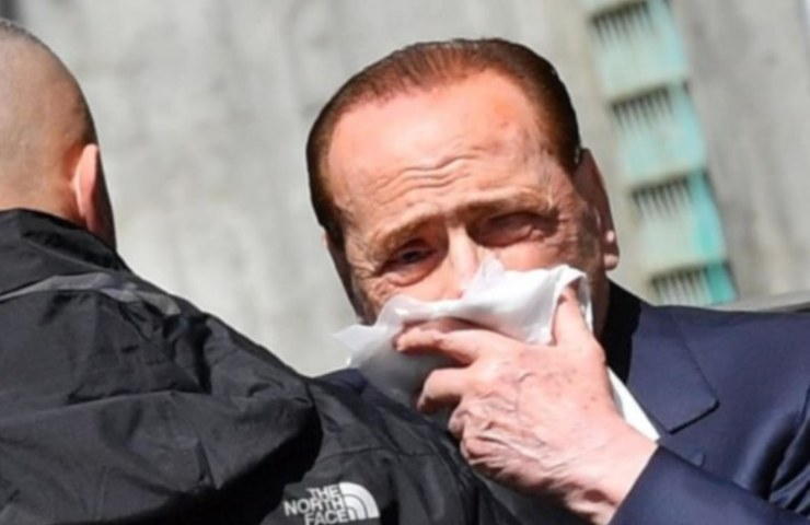 Silvio Berlusconi mascherina (Instagram)