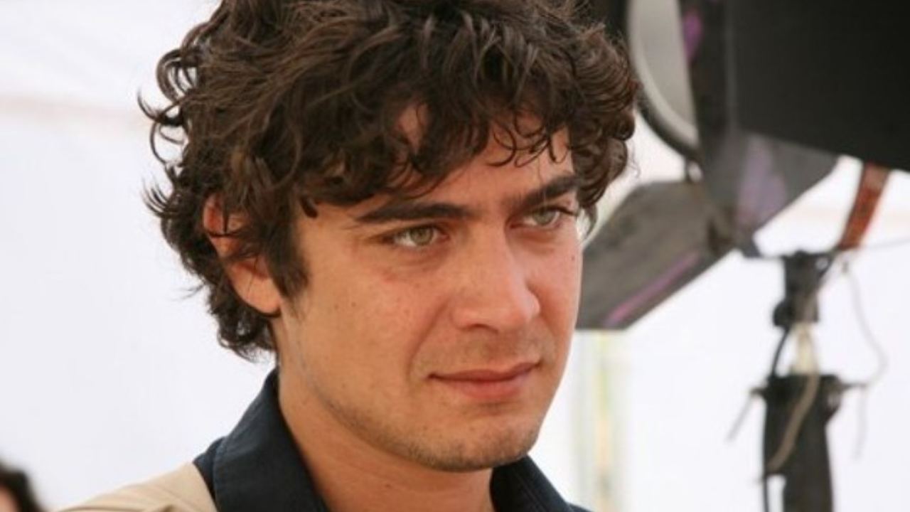 riccardo scamarcio (web source)