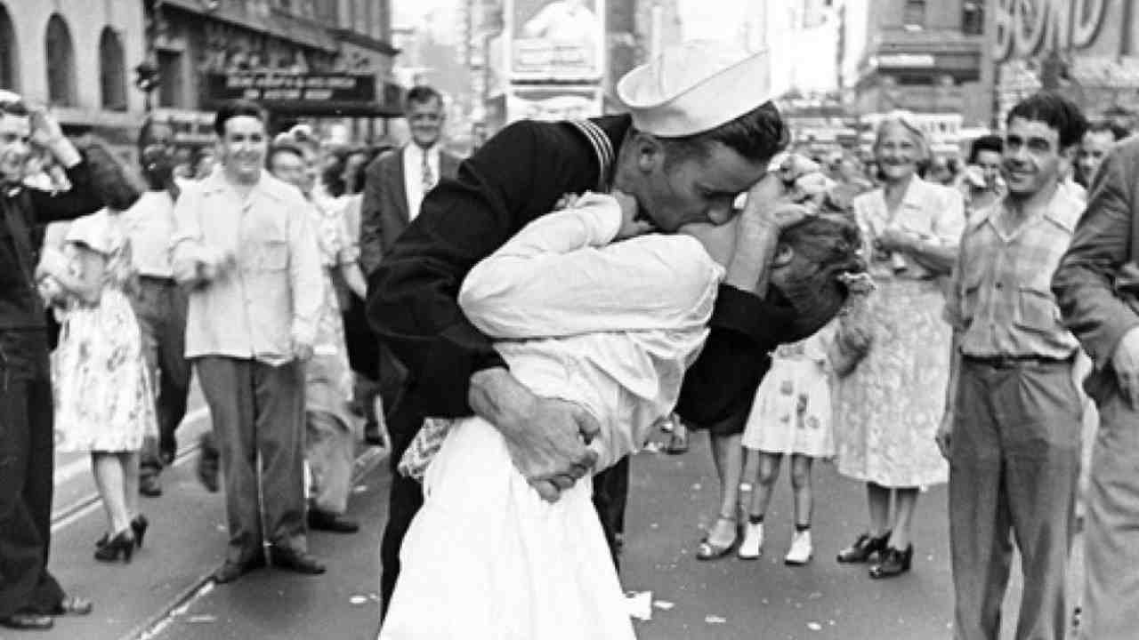 Bacio a Times Square (Fonte web)