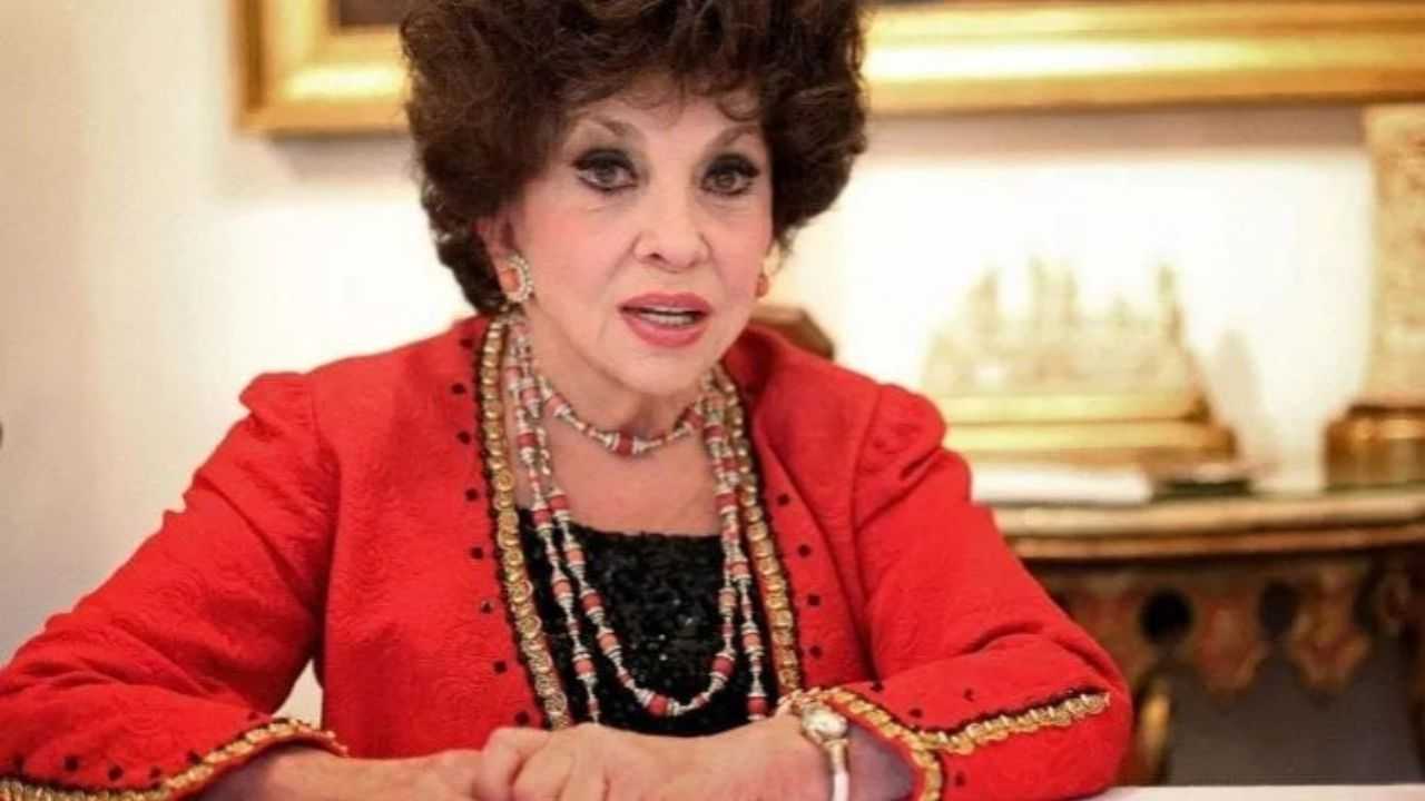 Gina Lollobrigida si candida