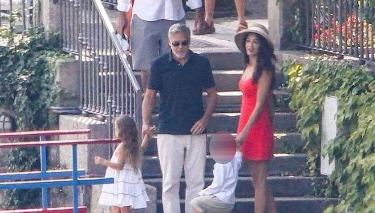 Amal e George Clooney con i figli