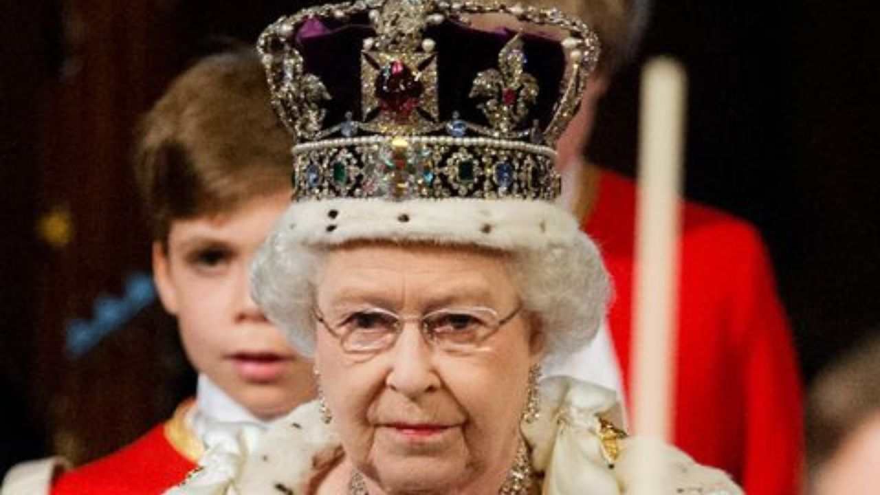 Corona Regina Elisabetta 