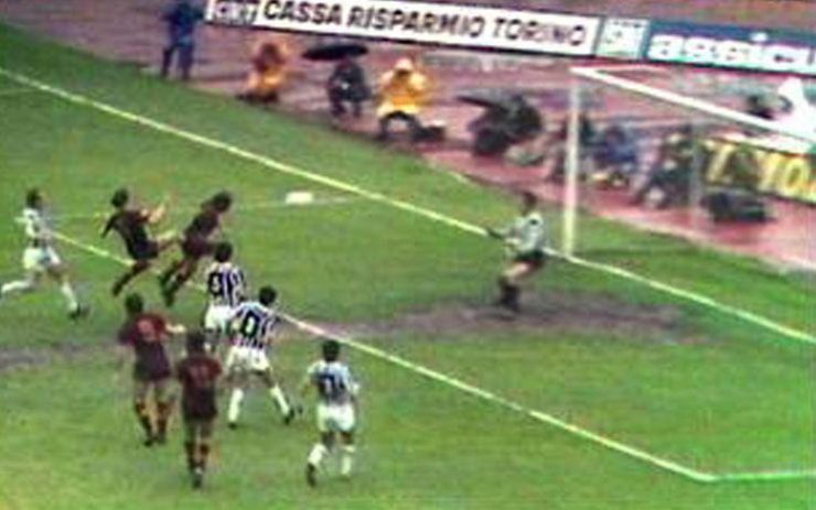 Il gol di Turone era buono?