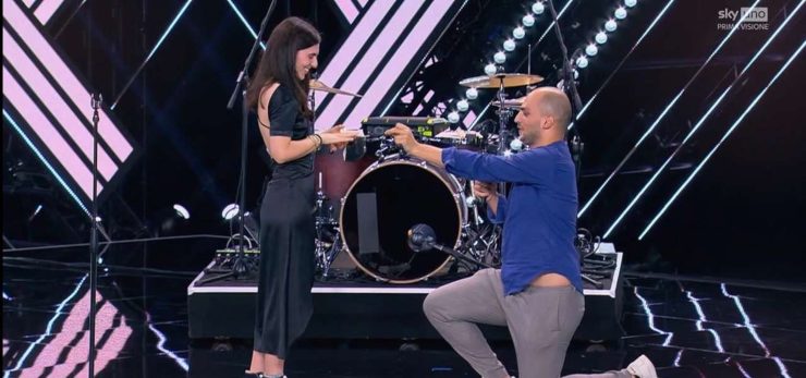 Proposta di matrimonio a XFactor