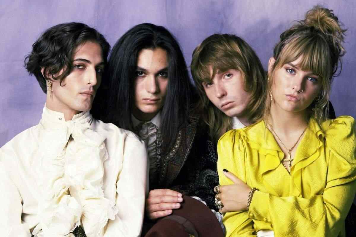 Gesto bruttissimo dei Maneskin